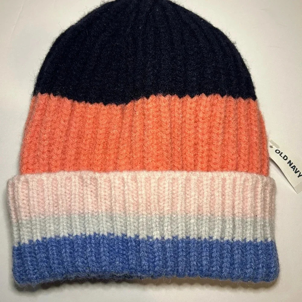 NWT Old navy striped beanie